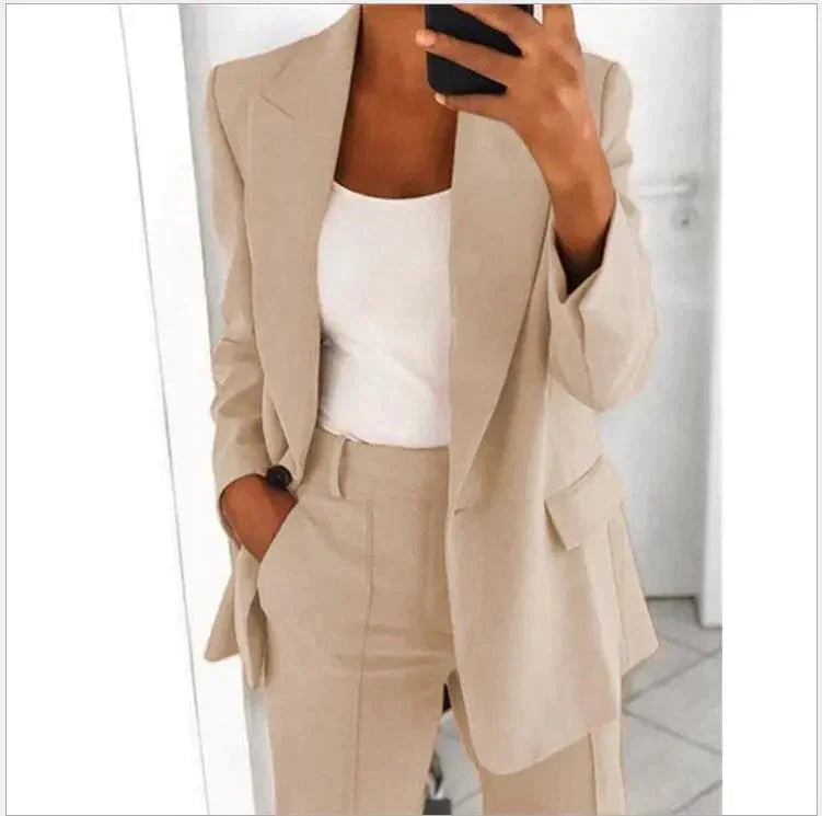 Marilyn - Stylish Ladies Blazer Suit